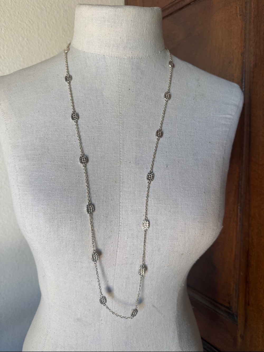 Anna Beck Oval Multi-Disc Sterling Silver 18k Gold Plated Necklace - Picture 7 of 7